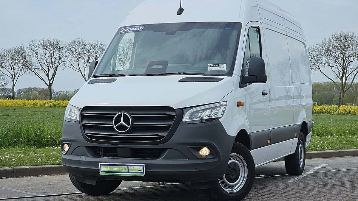 Mercedes-Benz Sprinter (2024) — foto 1