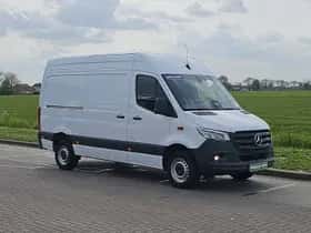 Mercedes-Benz Sprinter (2024) thumbnail 4