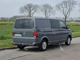 Volkswagen Transporter (2020) thumbnail 3