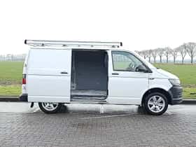 Volkswagen Transporter (2019) thumbnail 12