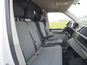 Volkswagen Transporter (2019) thumbnail 6