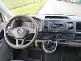 Volkswagen Transporter (2019) thumbnail 7