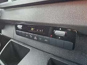 Mercedes-Benz Sprinter (2021) thumbnail 9