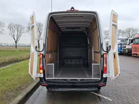 Mercedes-Benz Sprinter (2023) thumbnail 11