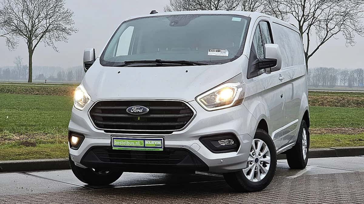 Ford Transit (2023) — foto 1