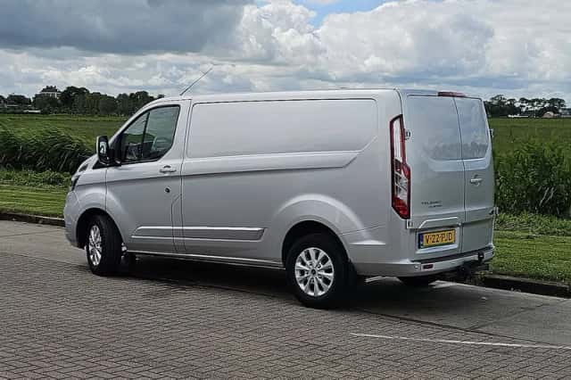 Ford Transit (2023) thumbnail 5