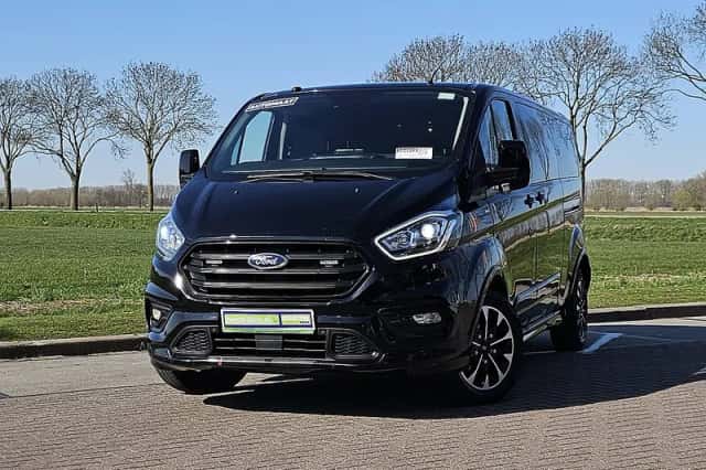 Ford Transit (2019) thumbnail 1