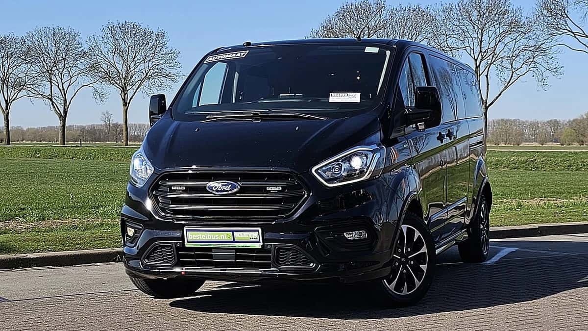 Ford Transit (2019) — foto 1