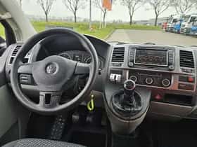 Volkswagen Transporter (2012) thumbnail 7