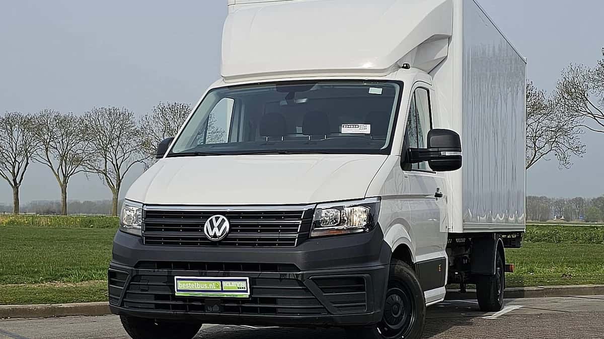 Volkswagen Crafter (2023) — foto 1
