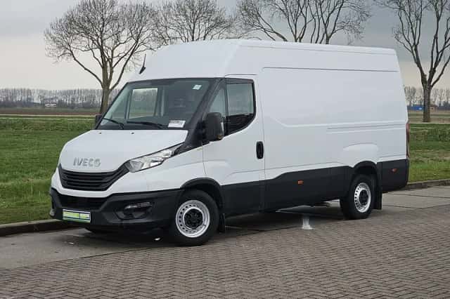 Iveco Daily (2023) thumbnail 2
