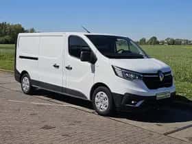 Renault Trafic (2022) thumbnail 4
