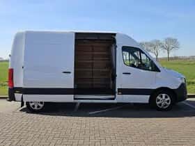 Mercedes-Benz Sprinter (2021) thumbnail 15