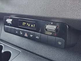 Mercedes-Benz Sprinter (2021) thumbnail 9