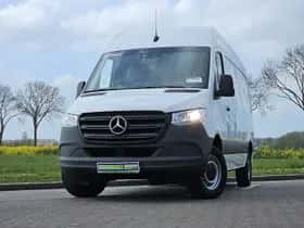 Mercedes-Benz Sprinter (2020) thumbnail 1