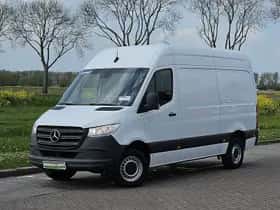 Mercedes-Benz Sprinter (2020) thumbnail 2