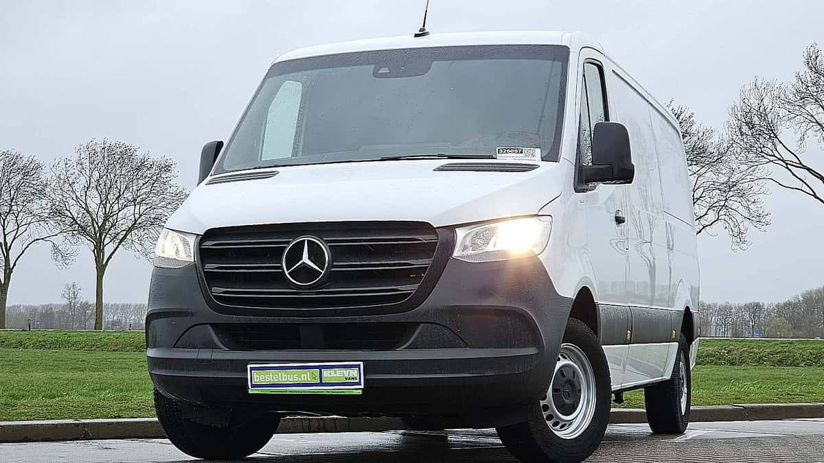 Mercedes-Benz Sprinter (2022) — foto 1