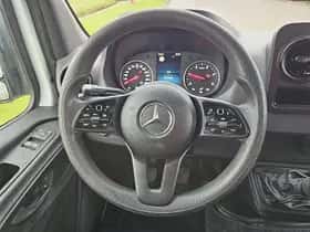 Mercedes-Benz Sprinter (2022) thumbnail 11