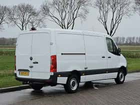Mercedes-Benz Sprinter (2022) thumbnail 3