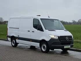 Mercedes-Benz Sprinter (2022) thumbnail 4