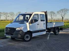 Mercedes-Benz Sprinter (2024) thumbnail 2