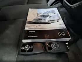 Mercedes-Benz Sprinter (2024) thumbnail 11