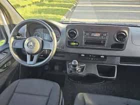 Mercedes-Benz Sprinter (2024) thumbnail 7