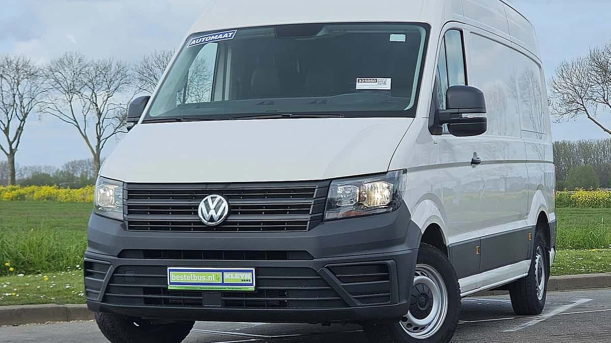 Volkswagen Crafter (2023) — foto 1