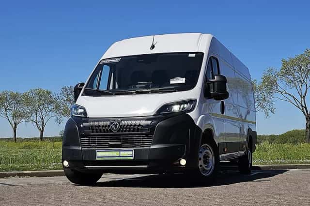 Peugeot Boxer (2024) thumbnail 1