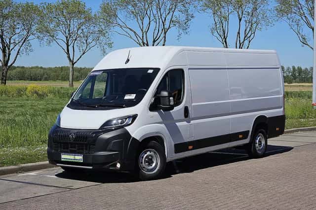 Peugeot Boxer (2024) thumbnail 2