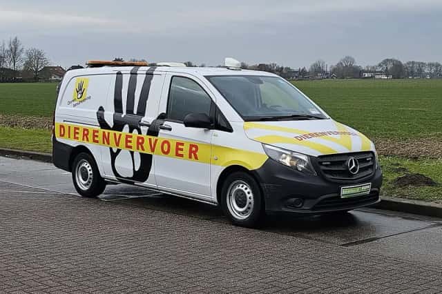 Mercedes-Benz Vito (2020) thumbnail 4