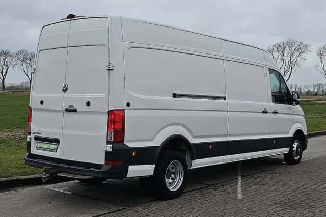 Volkswagen Crafter (2018) thumbnail 3