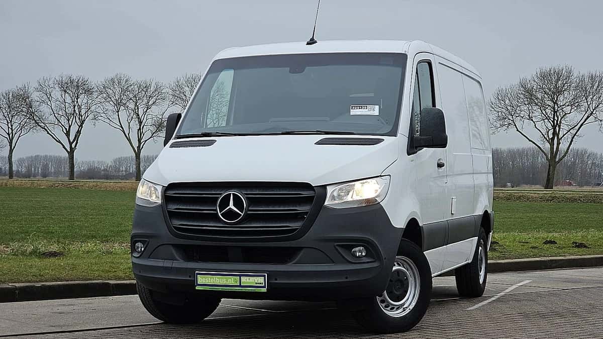 Mercedes-Benz Sprinter (2021) — foto 1