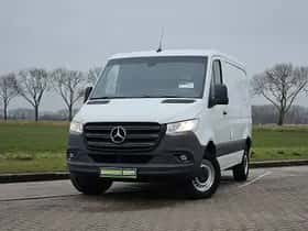 Mercedes-Benz Sprinter (2021) thumbnail 1