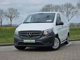 Mercedes-Benz Vito (2023) thumbnail 1