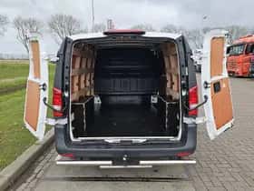 Mercedes-Benz Vito (2023) thumbnail 12