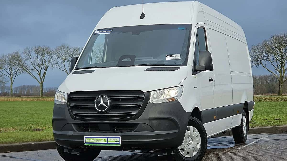 Mercedes-Benz eSprinter (2025) — foto 1