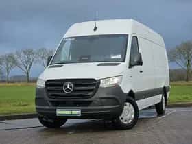 Mercedes-Benz eSprinter (2025)