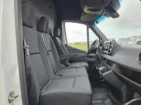 Mercedes-Benz eSprinter (2025) thumbnail 6