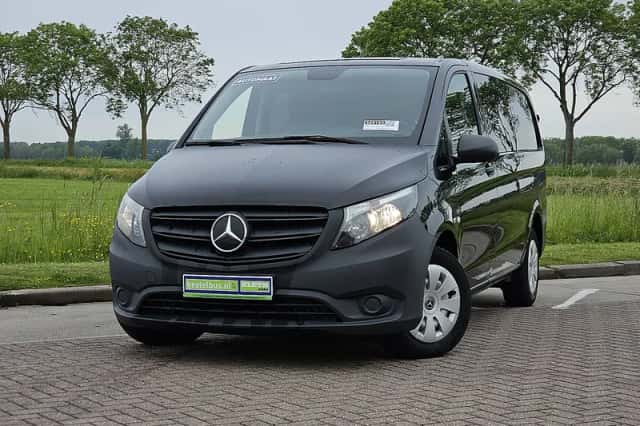 Mercedes-Benz Vito (2021) thumbnail 1