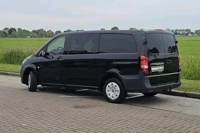 Mercedes-Benz Vito (2021) thumbnail 5