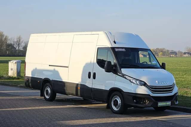 Iveco Daily (2022) thumbnail 4
