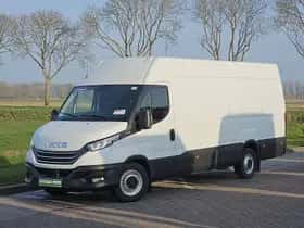 Iveco Daily (2022) thumbnail 2