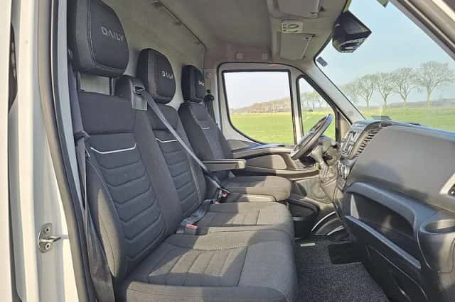 Iveco Daily (2022) thumbnail 6