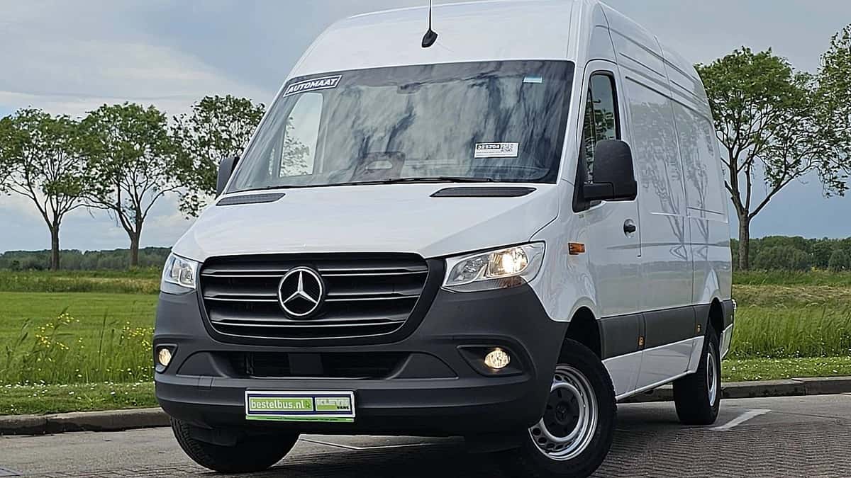 Mercedes-Benz Sprinter (2024) — foto 1