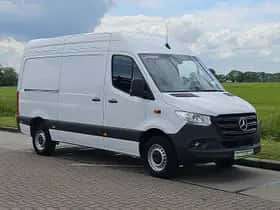 Mercedes-Benz Sprinter (2024) thumbnail 4