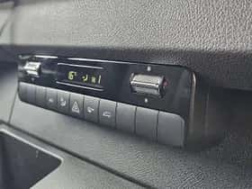 Mercedes-Benz Sprinter (2024) thumbnail 9
