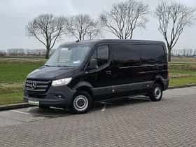 Mercedes-Benz Sprinter (2019) thumbnail 2