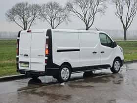 Renault Trafic (2022) thumbnail 3