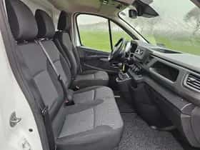 Renault Trafic (2022) thumbnail 6